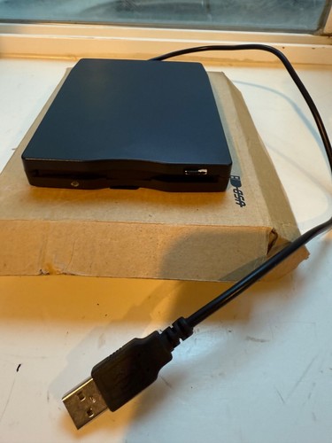 External Floppy Disk Drive 1.44MB USB Connect Model FD-05PUB - 第 1/3 張圖片