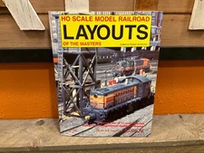 Ho Scale Model Railroad Layouts of the masters Paperback By Schleicher, Robert
