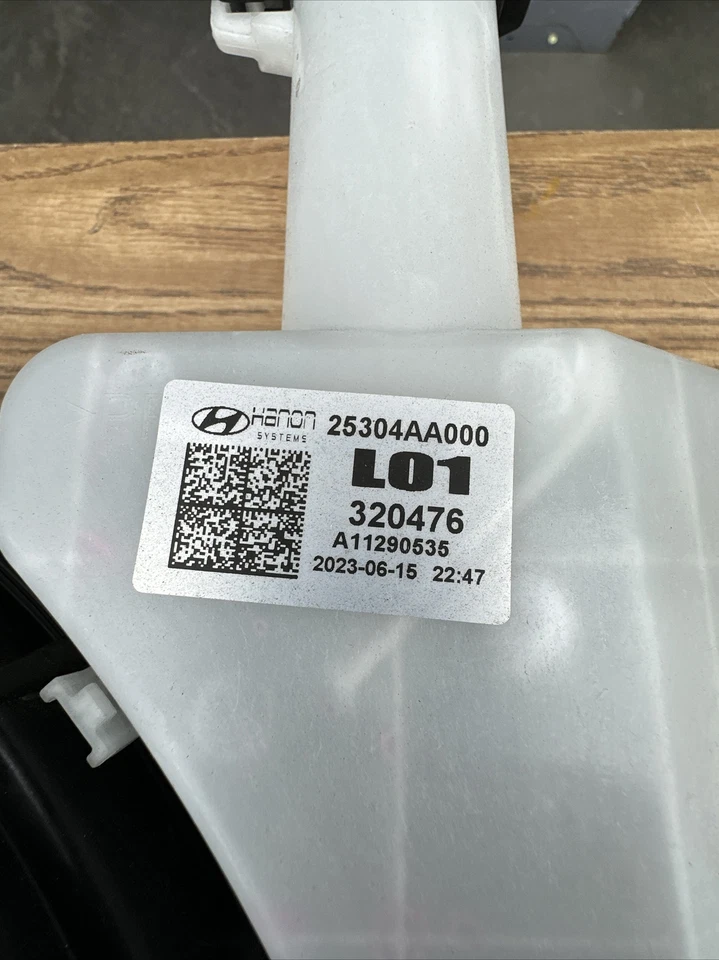 2021 - 2023 HYUNDAI ELANTRA RADIATOR COOLING FAN ASSEMBLY OEM - Image 4 of 4