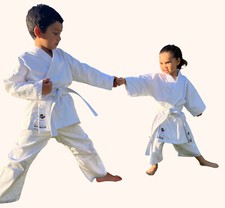 NEW ARAWAZA WHITE KIDS WKF KARATE SUIT LIGHTWEIGHT 8oz GI UNIFORM