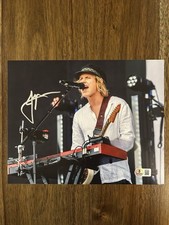Tyrone Lindqvist ‘Rufus Du Sol’ Band Lead Singer Signed 8x10 Photo Beckett Tyrone Lindqvist ‘Rufus Du Sol’ Band Lead Singer Signed 8x10 Photo Beckett
