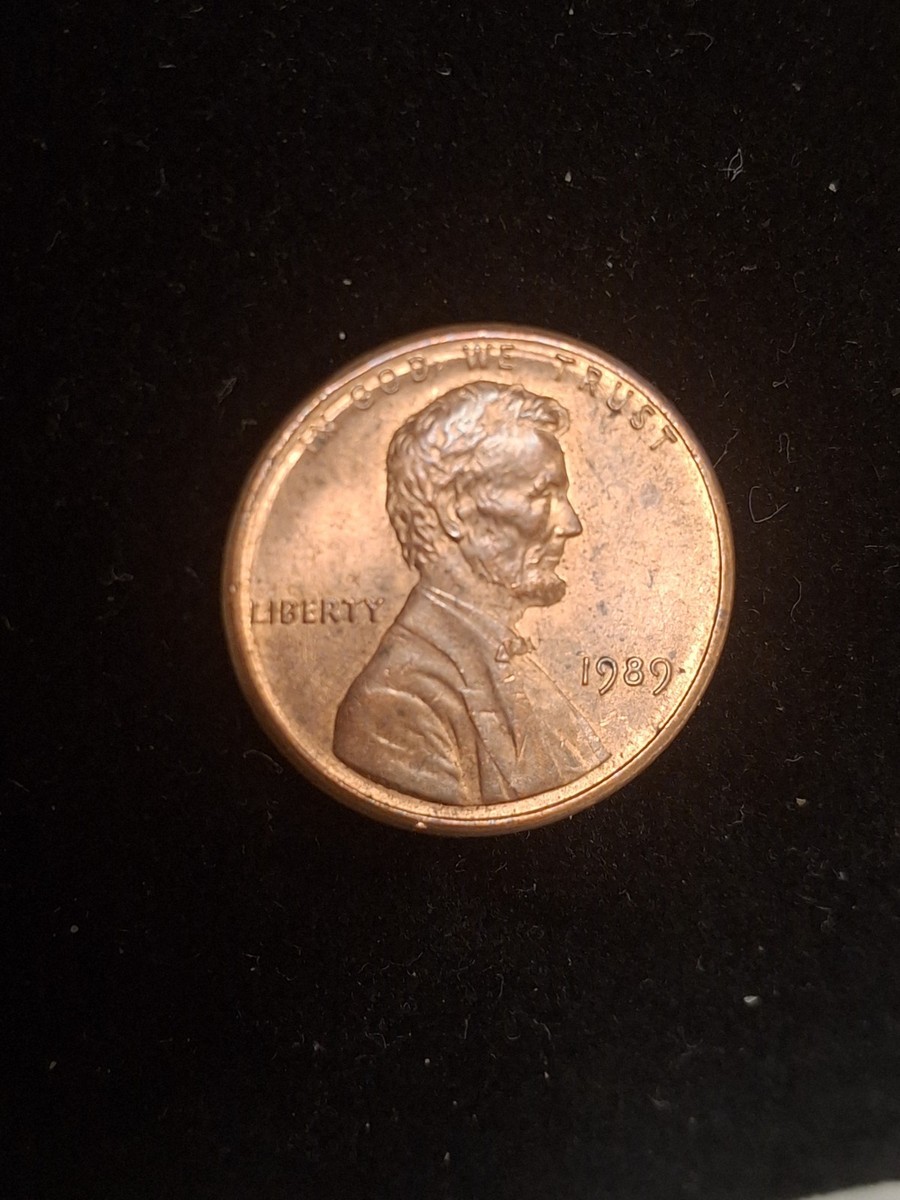 1989 No Mint Mark Lincoln Penny - RIM ERROR - RARE - Great