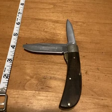 Crossman 932A Locking 2 Blade Folding Pocket Knife Vintage Made In USA