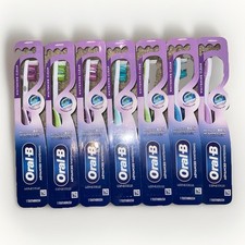 Oral-B Advanced Whitening Clean MEDIUM Bristle Toothbrush Assorted Color-7 Pack
