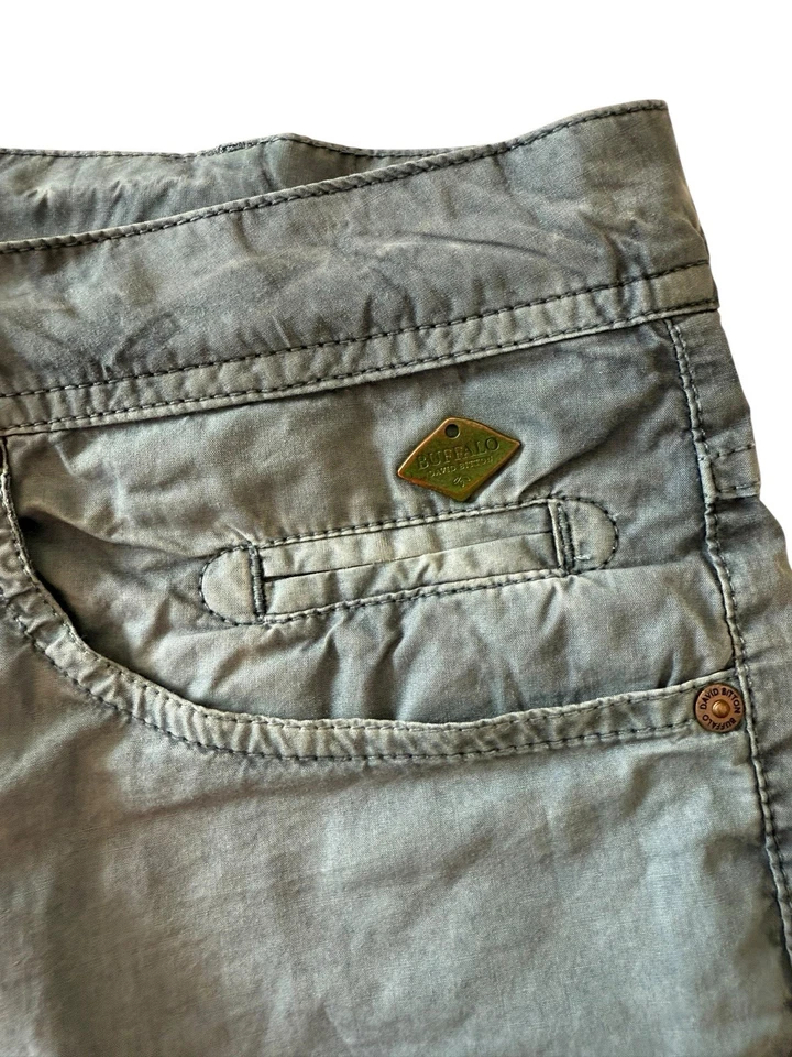 Buffalo David Button Shorts Regular Fit Blue Men’s Size 32x9 Good Condition - Image 4 of 4