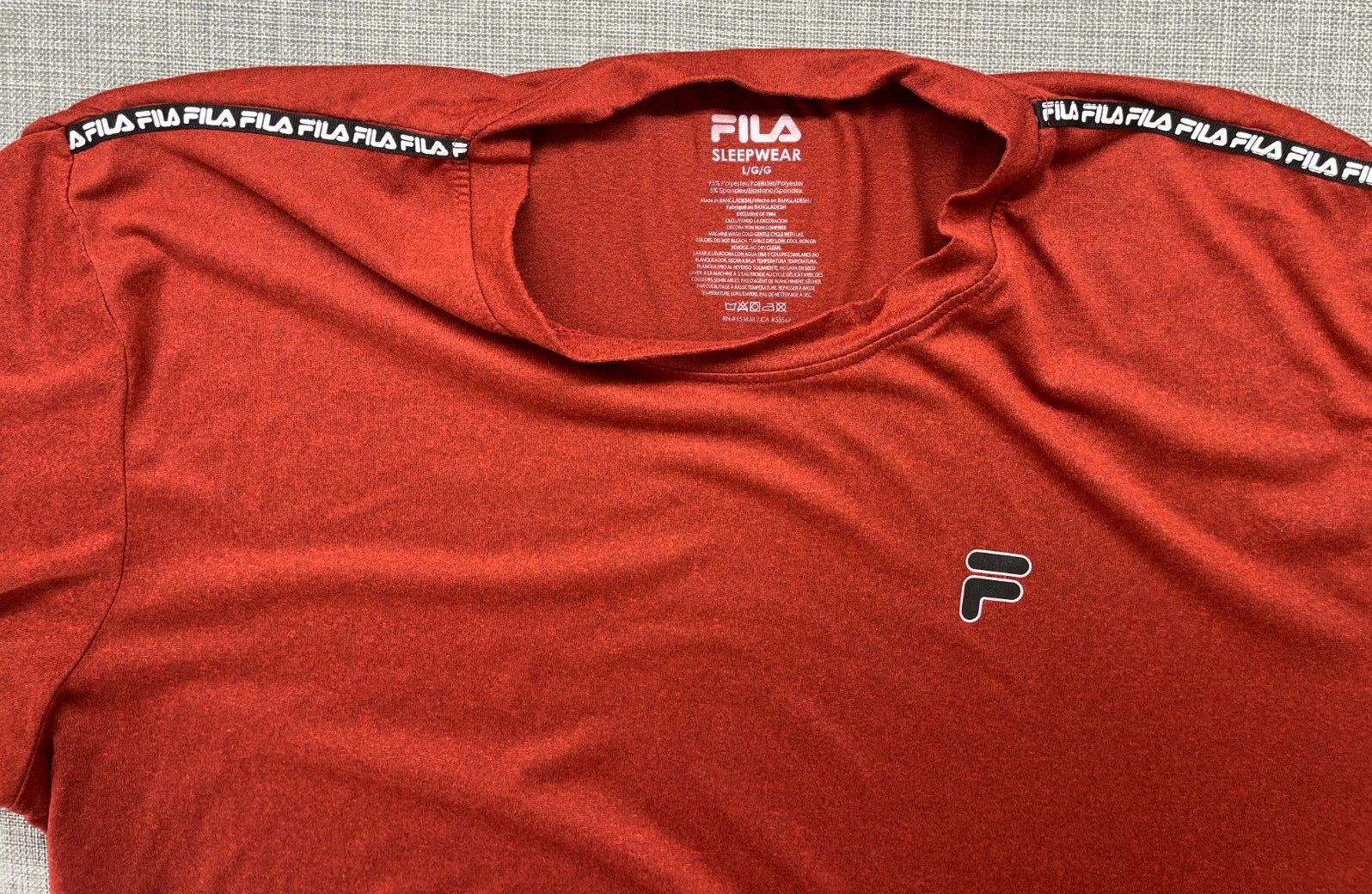 "T shirt uomo Fila taglia large rosso scuro maniche corte collo a vite 23"" x 29"