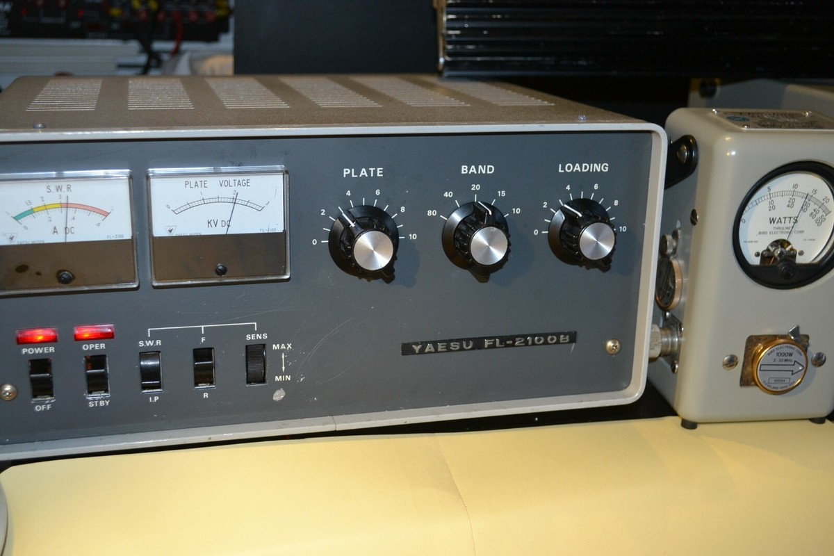 Yaesu FL-2100B アマチュア無線リニアアンプ Yaesu FL-2100B Linear Amplifier