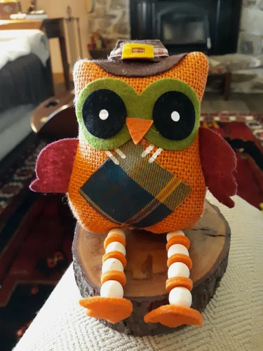 Estate Vintage Shelf Sitter Fall/Thanksgiving Decor Cute Stuffed OWL 