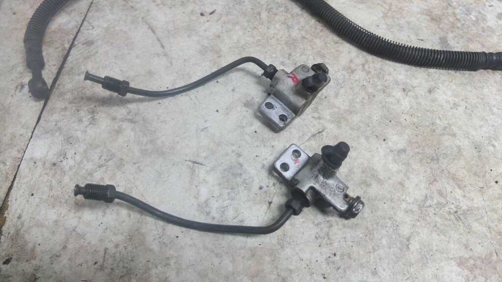 87 Kawasaki ZX1000A ZX1000 ZX 1000 A 1000R Rear Back Brake Lines