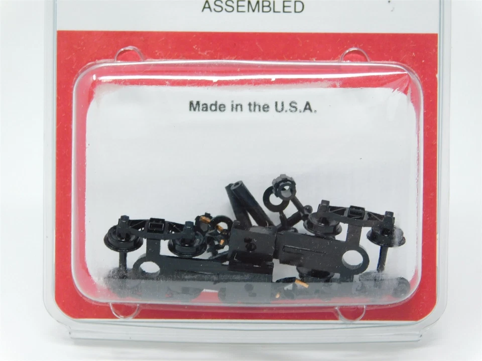 N Scale Micro-Trains MTL 00302004 (1012) Arch Bar Trucks Long Ext Couplers 1pair - Image 2 of 4