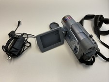 JVC GR-D90U MINIDV DIGITAL VIDEO CAMERA FOR PARTS OR REPAIR ONLY NO RETURNS