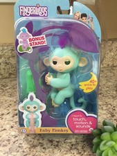 Fingerlings - Fingerling Baby Monkey - Aqua with Purple Hair By WowWee -Zoe S34