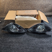 Qty 2 Dna Motoring Hl-oh-ff03-bk-cl1 Headlights For 2003-2004 Ford Focus Qty 2 Dna Motoring Hl-oh-ff03-bk-cl1 Headlights For 2003-2004 Ford Focus