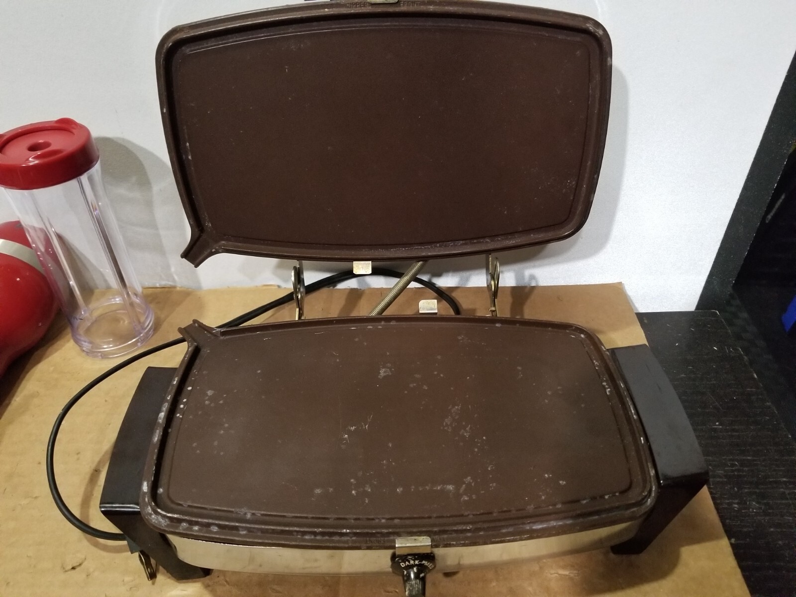 Vintage Toastmaster Waffle Maker Sandwich Grill 263 Non Stick