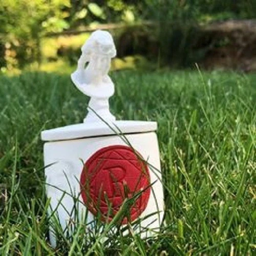 Sculpted Cap Scented Candle 3-Scent Pine Rose Floral Gift - Image 3 of 4