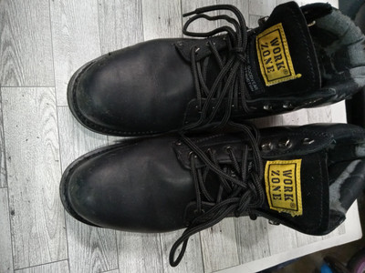 Work Zone Style S611 Mens Steel Toe Work Comfort Black Boot size 11 (AV4)