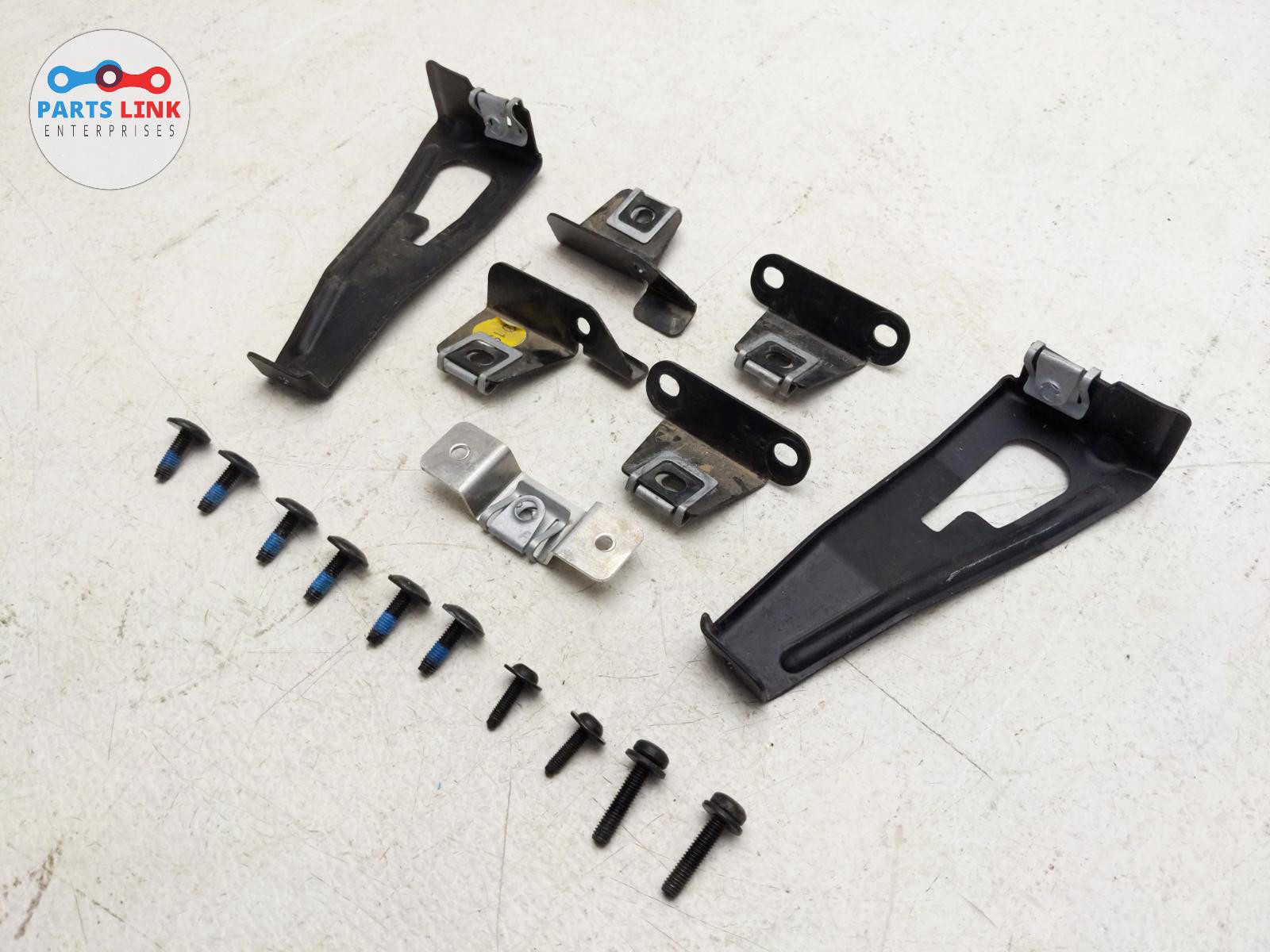 2010-2014 LAMBORGHINI GALLARDO REAR ENGINE COVER LID QUARTER MOUNT BRACKET LP550