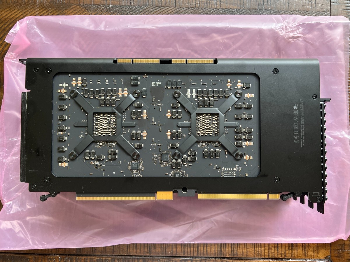 Mac Pro 2019 / Vega II 32GB×2 2019 Apple Mac Pro ・ 24-core ・ 384GB RAM ・ 8TB SSD ・ 2x Radeon