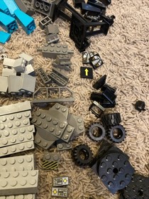 LEGO Rock Raiders 4990 Rock Raiders HQ Incomplete But Lots Here