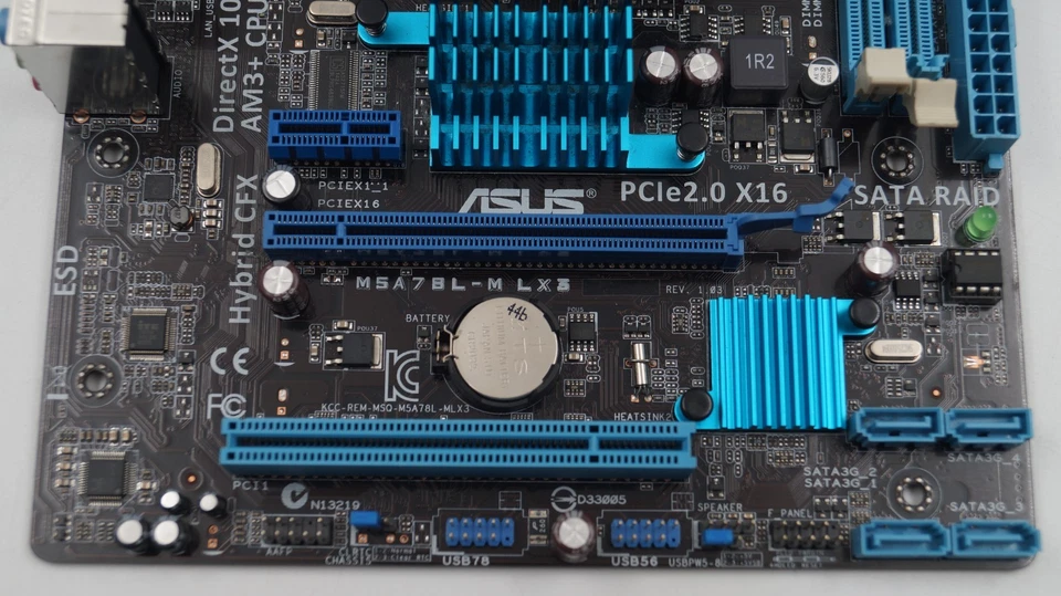 ASUS Mainboard Bundle M5A78L-M LX3 AMD 3,5GHz FX6300 inkl. I/O-Blende CPU-Kühler - Bild 3 von 4