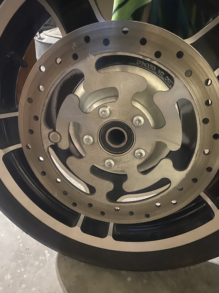 13 Harley Davidson S/G Front Wheel /Tire Take-off very low
