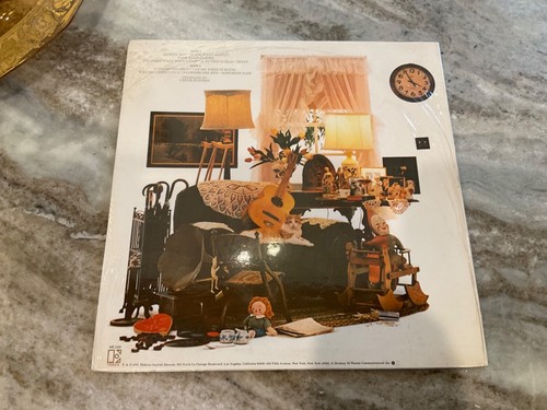 HARRY CHAPIN LP LIVING ROOM SUITE 1978 ELECTRA 6E-142 SEALED ORIGINAL PRESS - Picture 2 of 2