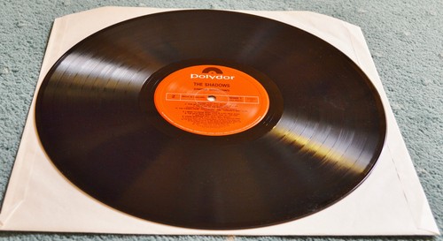 The Shadows.'Simply..Shadows vinyl LP.1987 - Bild 6 von 7
