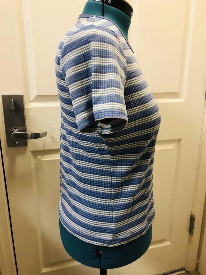 Classic Elements Women’s Blue & White Striped Short Sleeve T-Shirt Sz. PL - Image 2 of 4