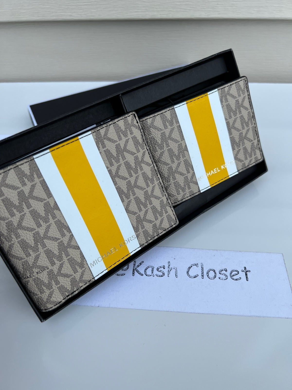 Descubrir 71+ imagen does michael kors have gift cards Abzlocal.mx