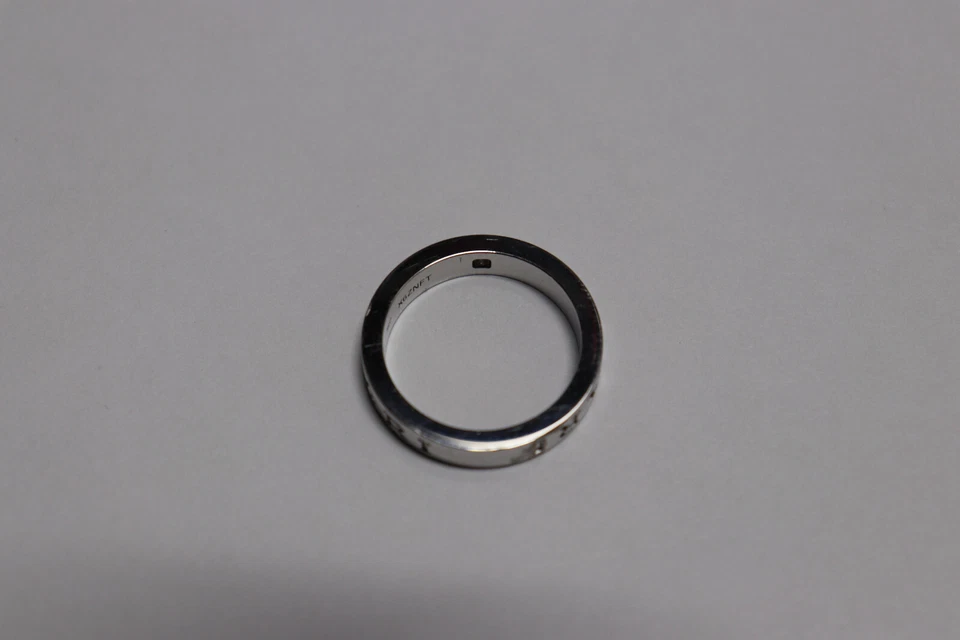 Кольцо BVLGARI B.zero1 из белого золота 18 карат с драгоценным камнем бриллиантом 0,04 карата Италия - Изображение 3 из 4