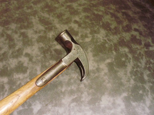 Vintage 14", 16oz ash handle No 2 strapped claw hammer - Picture 3 of 11