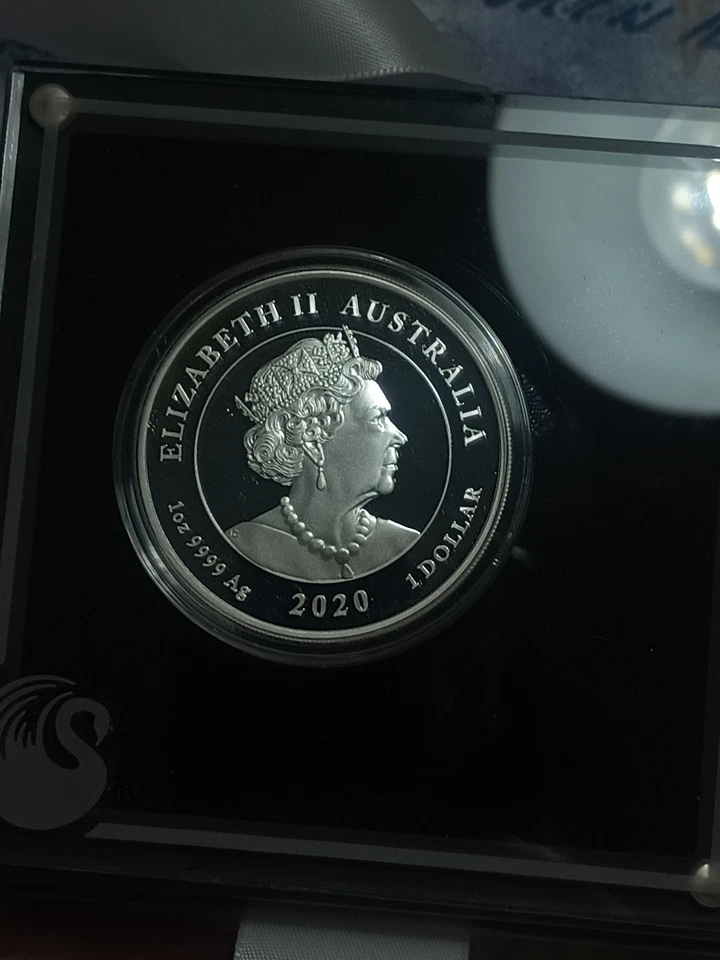 2020 1 OUNCE $1 .9999 FINE SILVER''ONE LOVE'' PROOF SET 2652/5000 THE PERTH MINT - Image 3 of 4