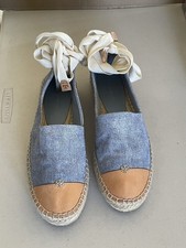TORY BURCH CAP-TOE ESPADRILLES BLUE DENIM TAN LEATHER WRAPAROUND ANKLE TIES 7,5