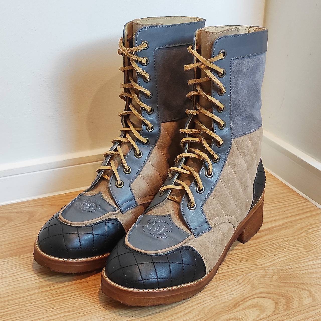 Chanel Beige Suede Combat Boots Womens Size EU38 US8-image