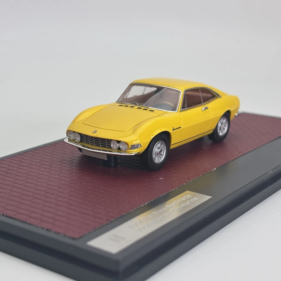 1/43 Matrix  1967 Fiat Dino Berlinetta Prototipo by Pininfarina Resin Car Model - Image 2 of 4