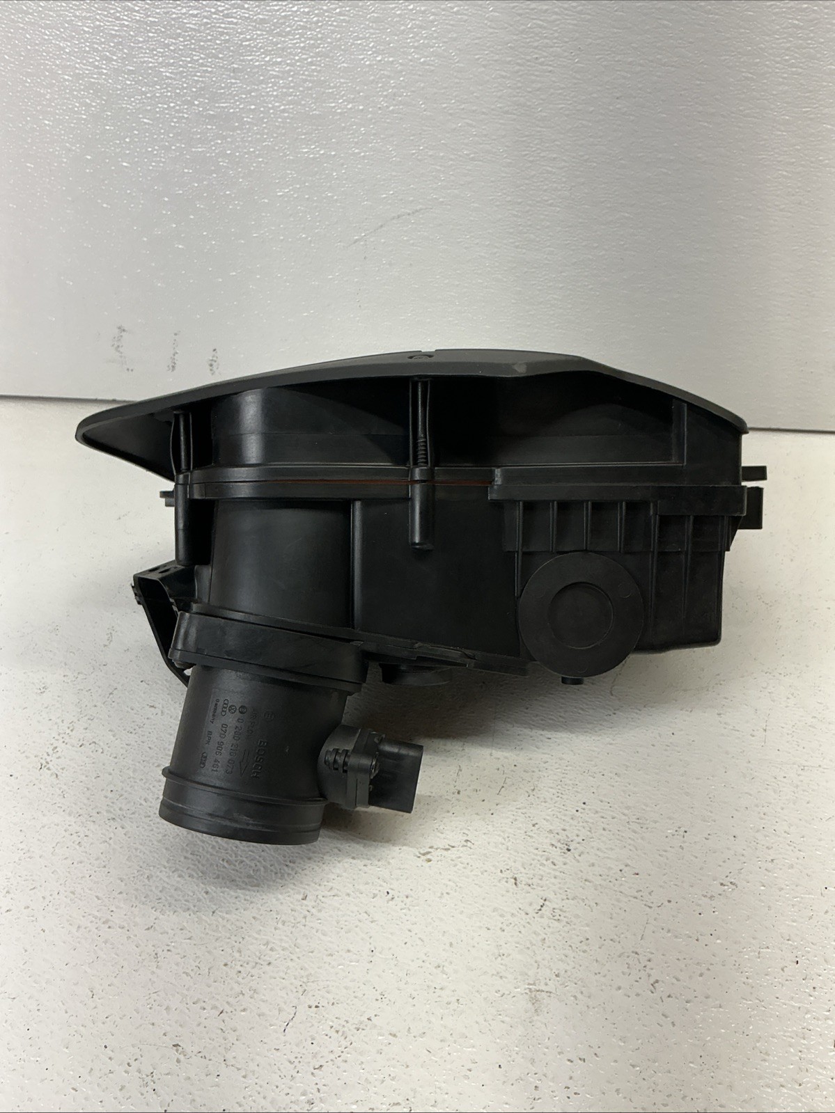 06-10 Bentley Continental 6.0L Engine Left Side Air Cleaner Housing Box OEM