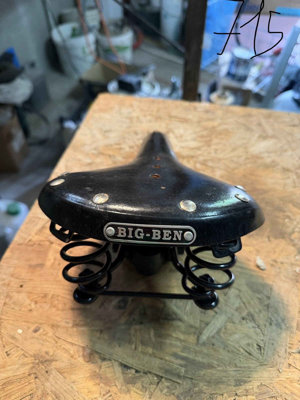 Sella Bici Vintage BIG-BEN a Molle Nera Completa
