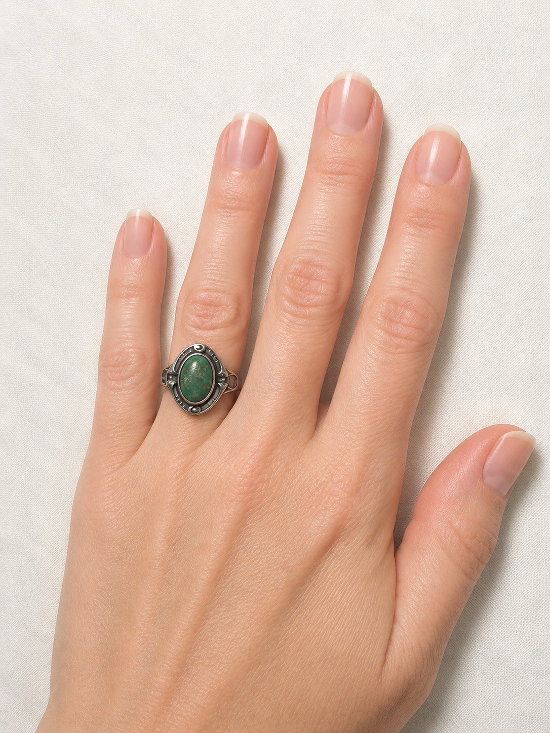 Vintage Navajo Sterling Silver Green Turquoise Ring size 6 1/4