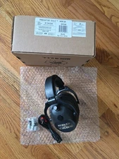 Pro-Ears P300 Predator Gold Electronic Earmuffs, NRR 26 - Black: GSP300B