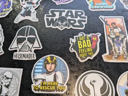 50 pegatinas Star Wars película de ciencia ficción antigua Darth Vader niños espacio Disney Trek EE. UU. - Imagen 4 de 12