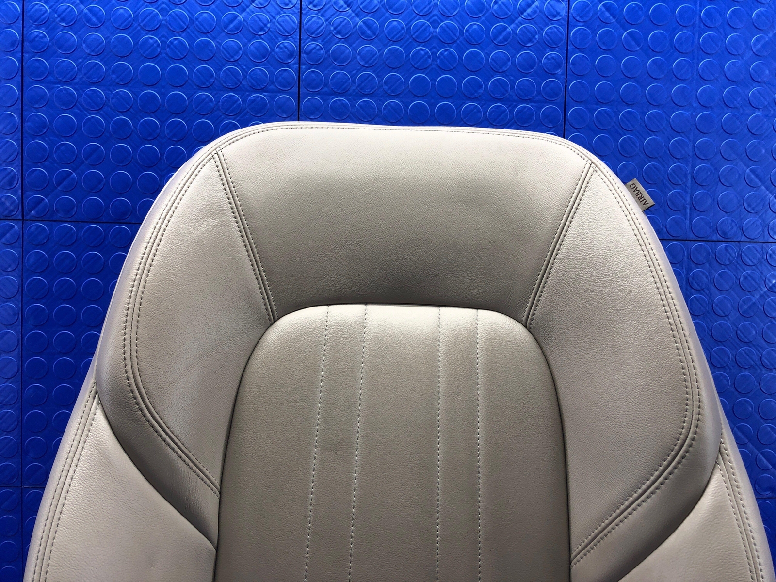 2017-2022 MASERATI LEVANTE FRONT LEFT UPPER SEAT CUSHION BACKREST BEIGE LEATHER