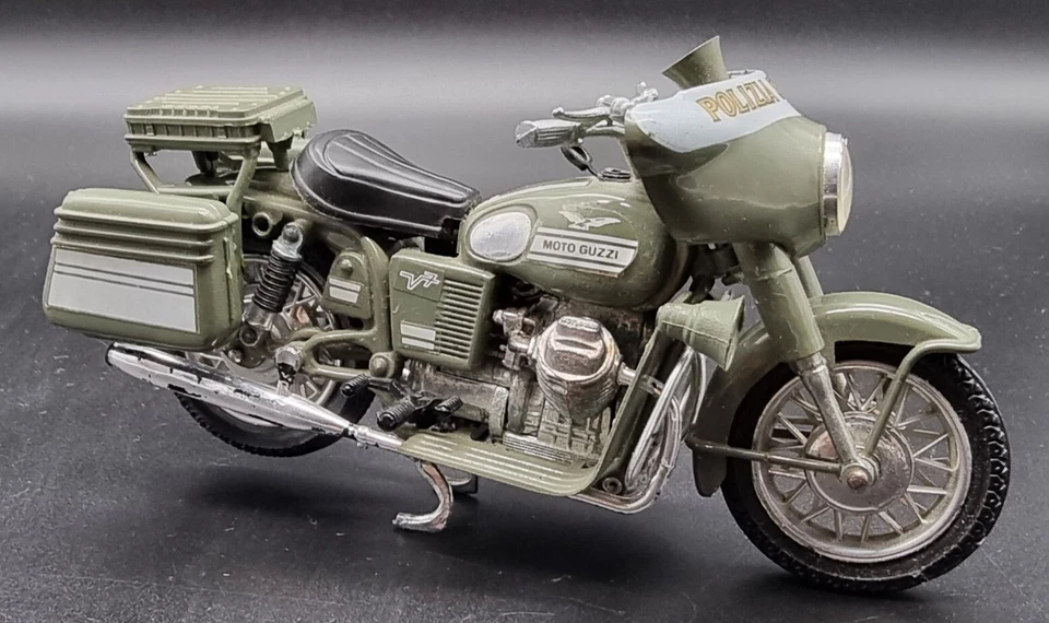 VINTAGE MOTORCYCLE MOTO GUZZI V7 POLIZIA 1/15 POLITOYS/POLISTIL ITALY 1974 W/BOX - Image 3 of 4