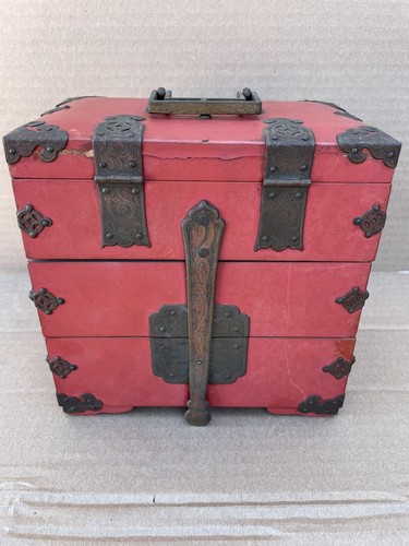 Very Fine Vintage Korean Red Lacquer Jewelry Box Fine Box. - Picture 3 of 9