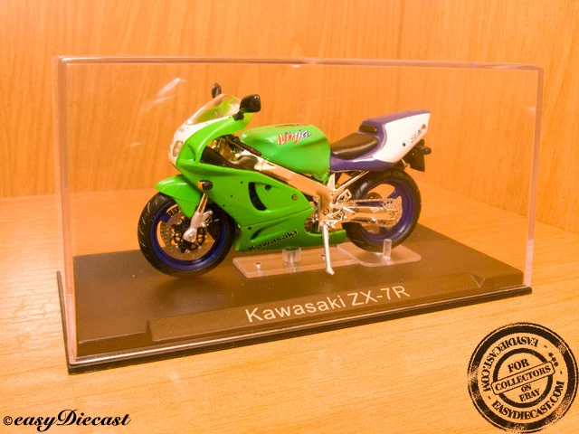 KAWASAKI ZX7R ZX-7R NINJA GREEN-BLACK 1/24 RARE