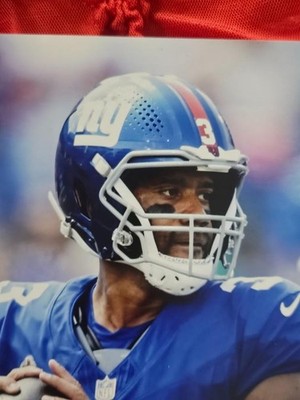 RUSSELL WILSON HAND SIGNED AUTOGRAPHED 8X10 PHOTO NFL QB NY GIANTS
