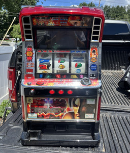 Tekken Themed 3-Reel Mechanical Casino Slot Machine Collectible