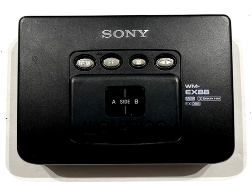 SONY WM-EX88 walkman cassette player Made in Japan DBB Reverse Dolby AVLS