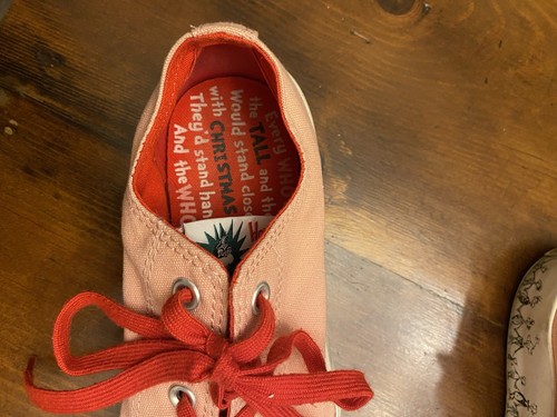 Adult Converse Dr. Seuss The Grinch That Stole Christmas Women’s 9 Men’s 7 - Picture 8 of 8
