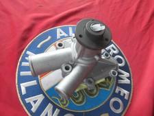 Pompe à eau Alfa Romeo 164
