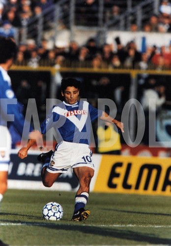 Photo de presse vntage Football Arsenal FC Anelka 22/2/1999 trage